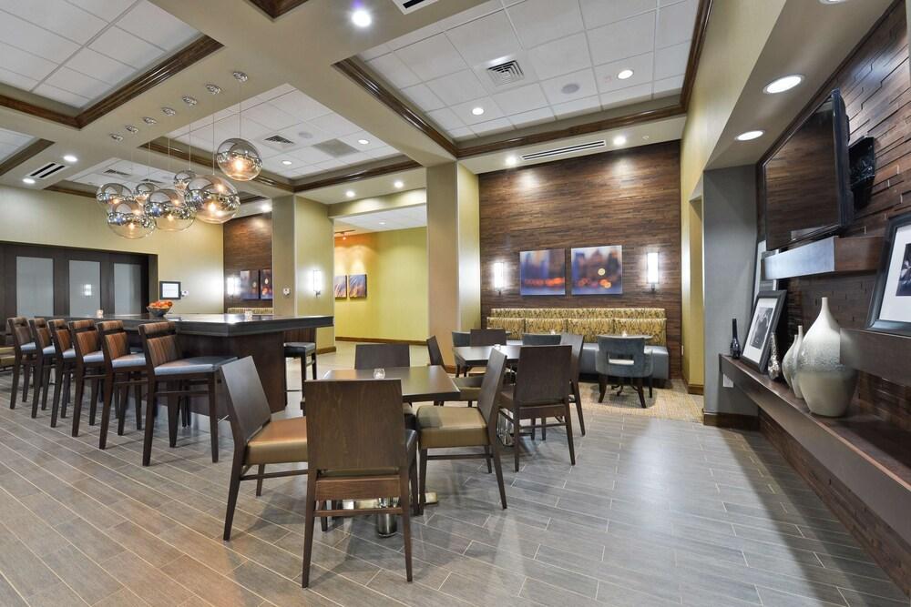 Hampton Inn & Suites Columbia/Southeast-Fort Jackson Exterior photo