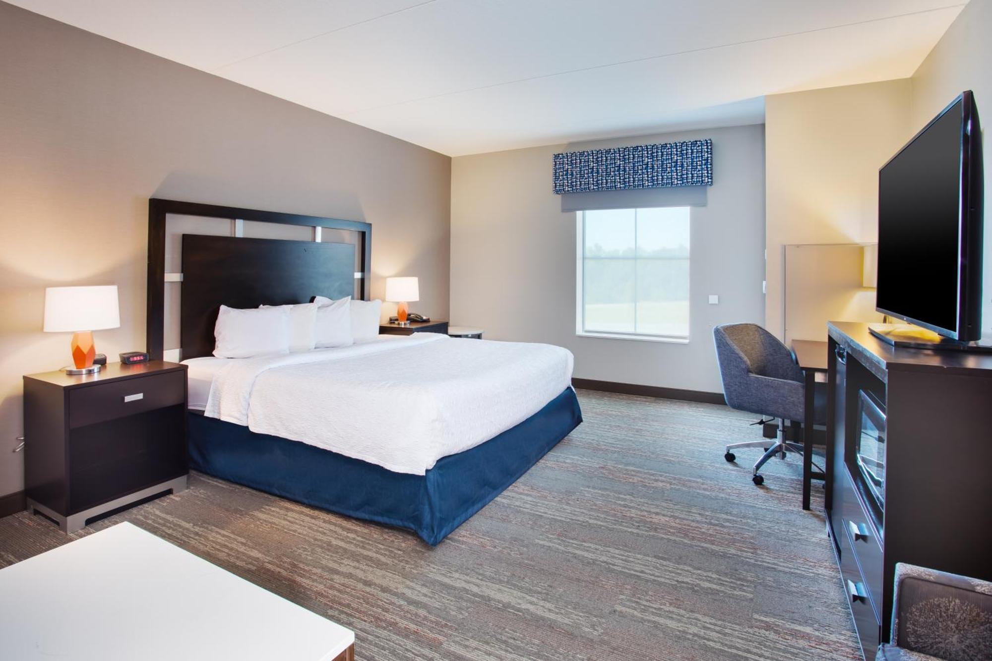Hampton Inn & Suites Columbia/Southeast-Fort Jackson Exterior photo
