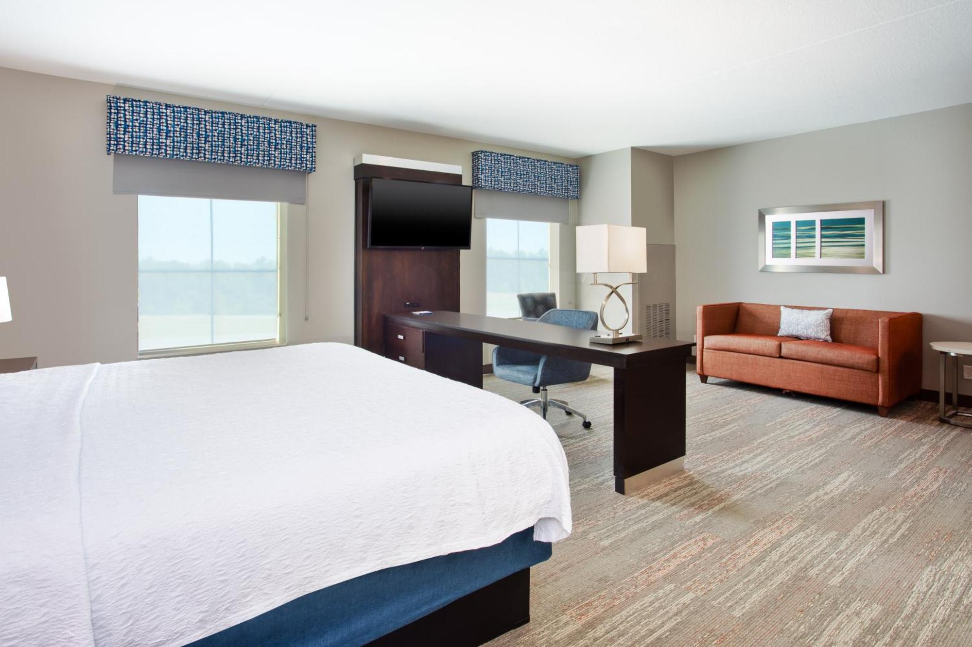 Hampton Inn & Suites Columbia/Southeast-Fort Jackson Exterior photo